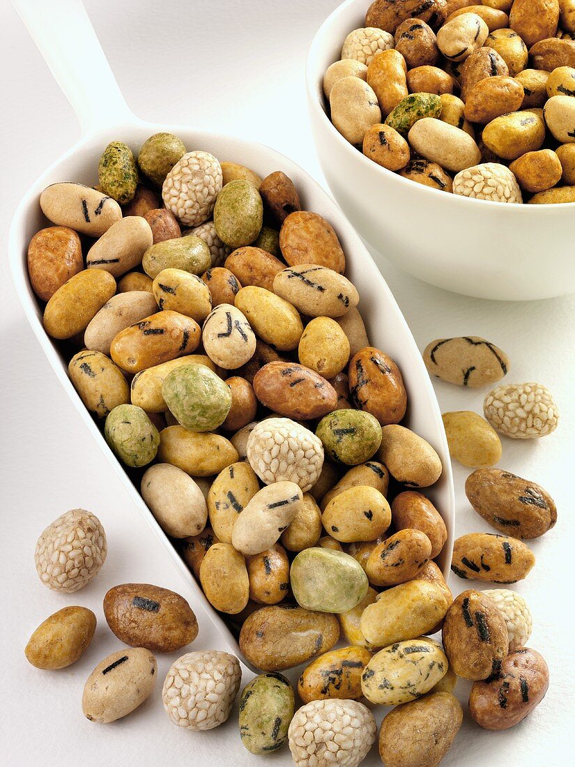 Japanese nibbles in scoop and small bowl