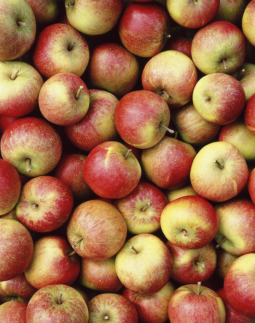 Fresh apples