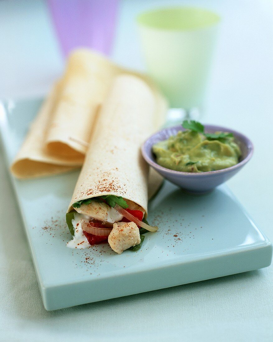 Chicken wraps with guacamole