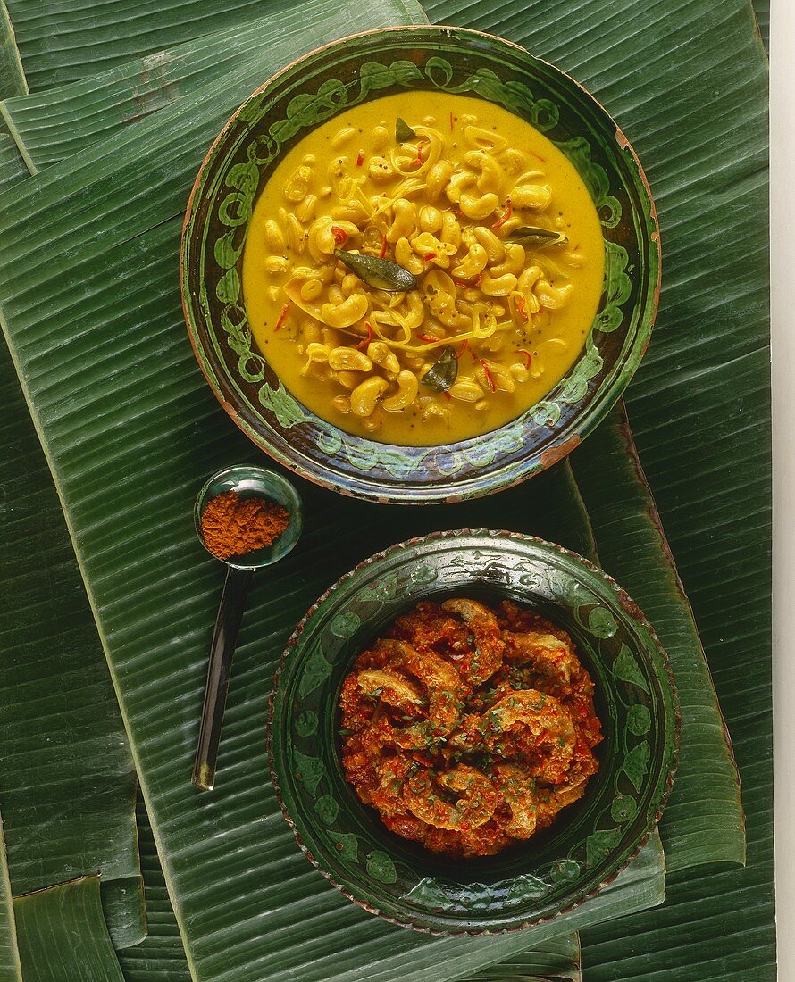 Cashew curry and prawn curry (India)