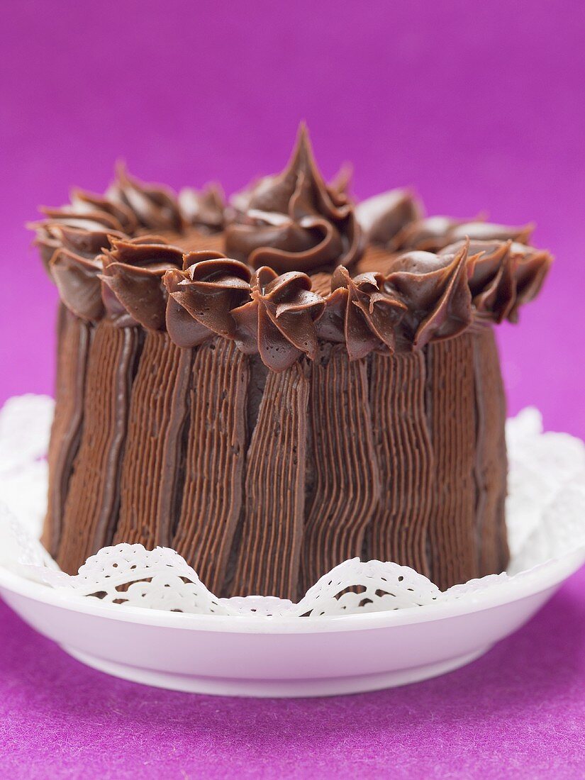 Chocolate cake on doily