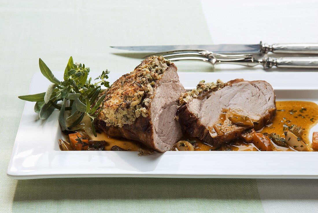 Arrosto di vitello alle nocciole (Roast veal with nuts)