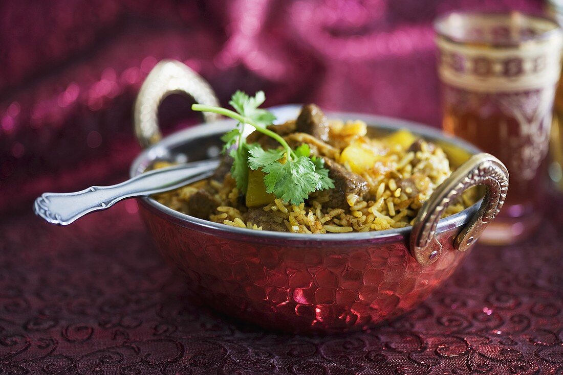 Indian lamb curry with rice