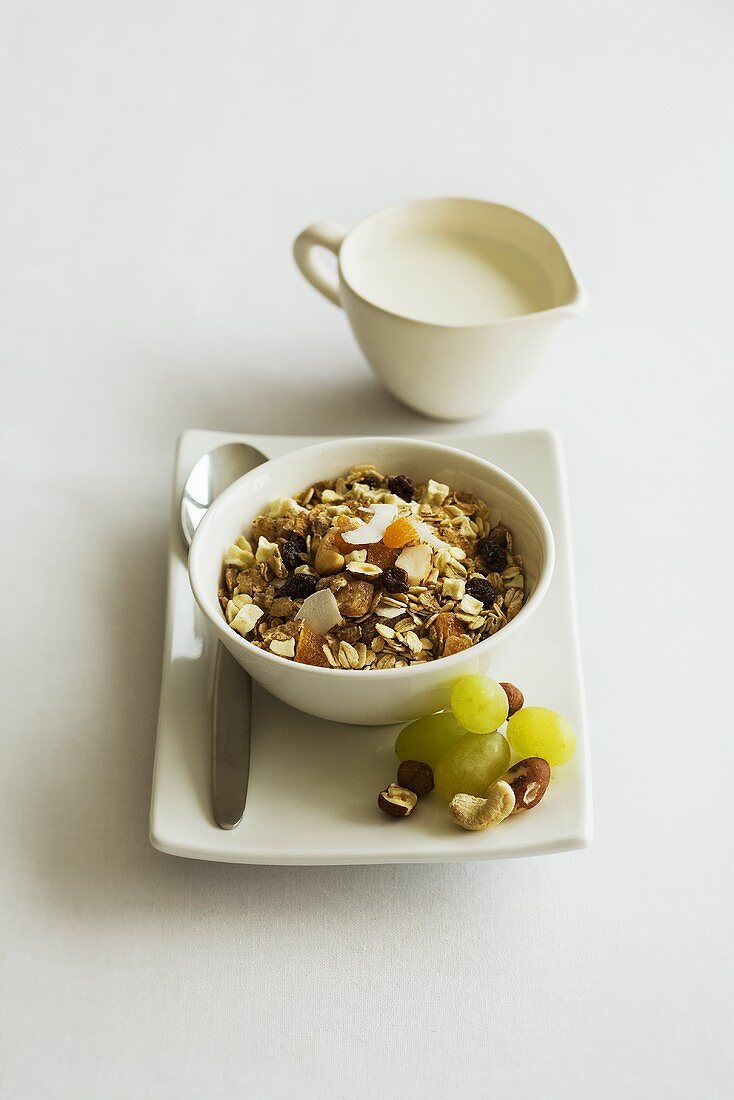 Fruit muesli with grapes and milk