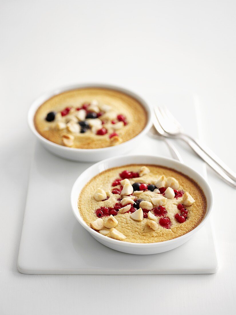 Clafoutis mit Johannisbeeren