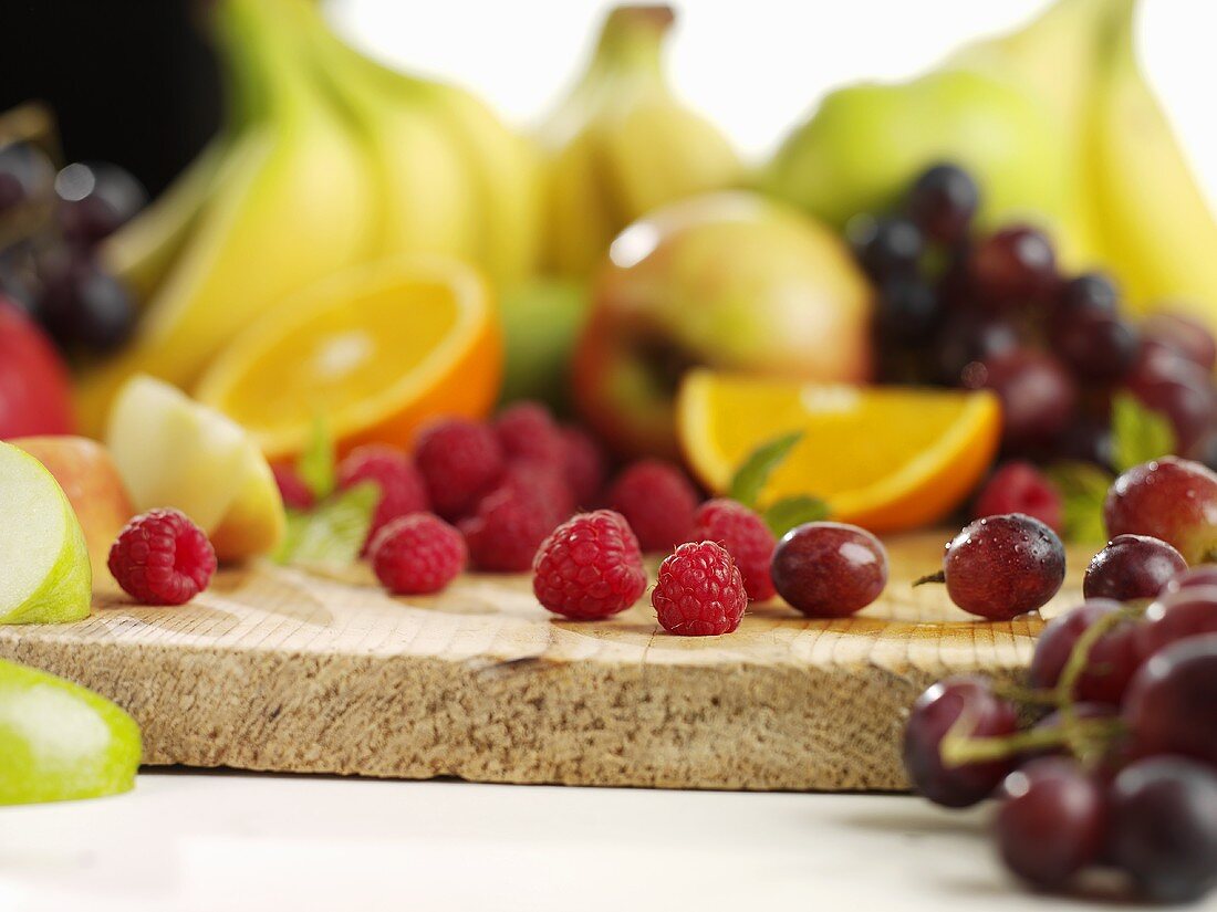 Stillleben mit frischem Obst