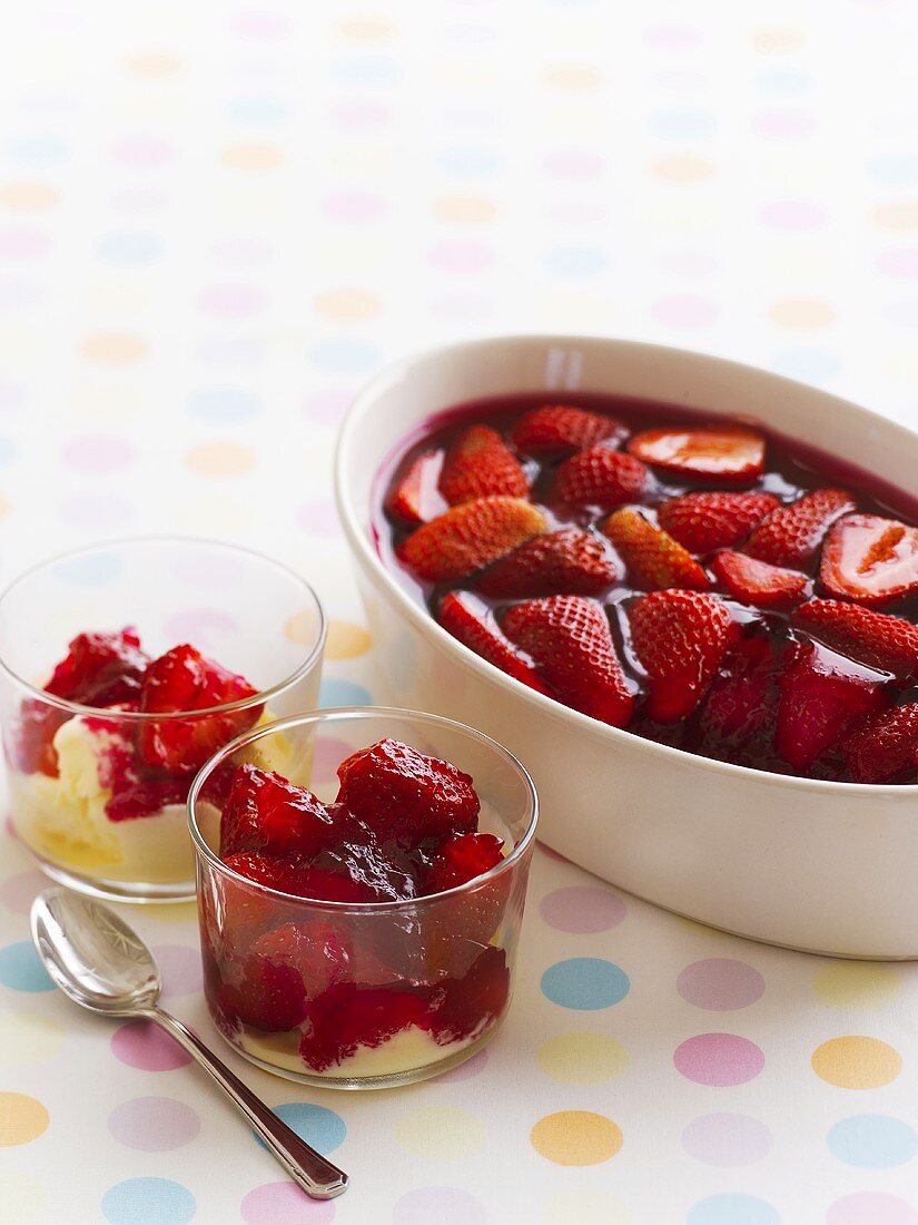 Strawberry jelly with vanilla ice cream