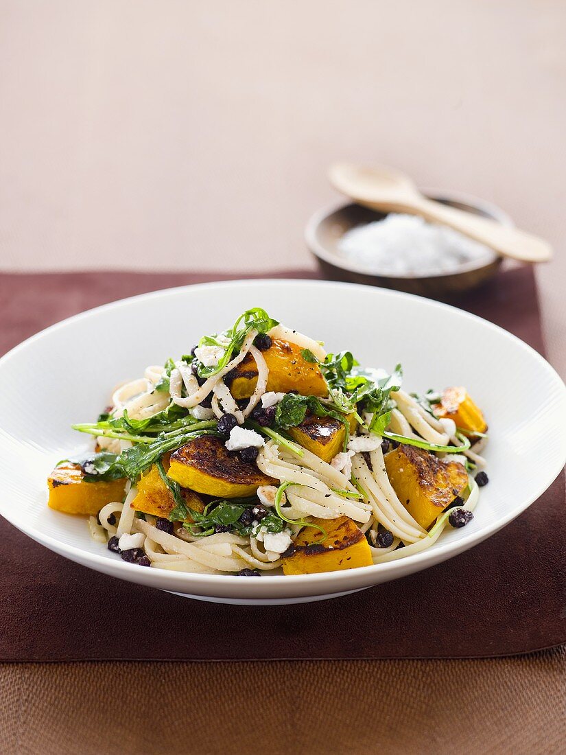 Linguine with pumpkin and rocket