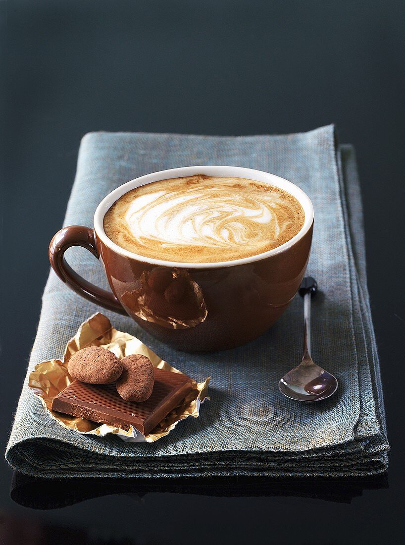Latte Macchiato mit Schokolade