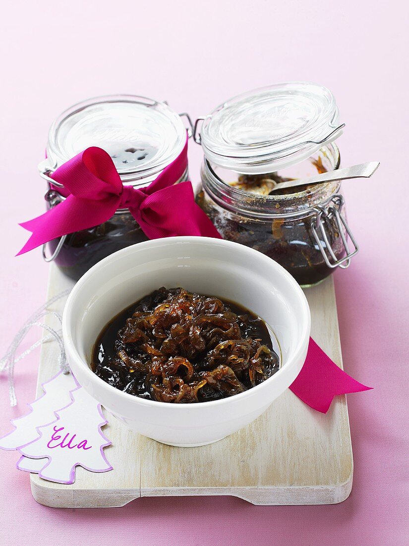 Onion chutney to give as a gift