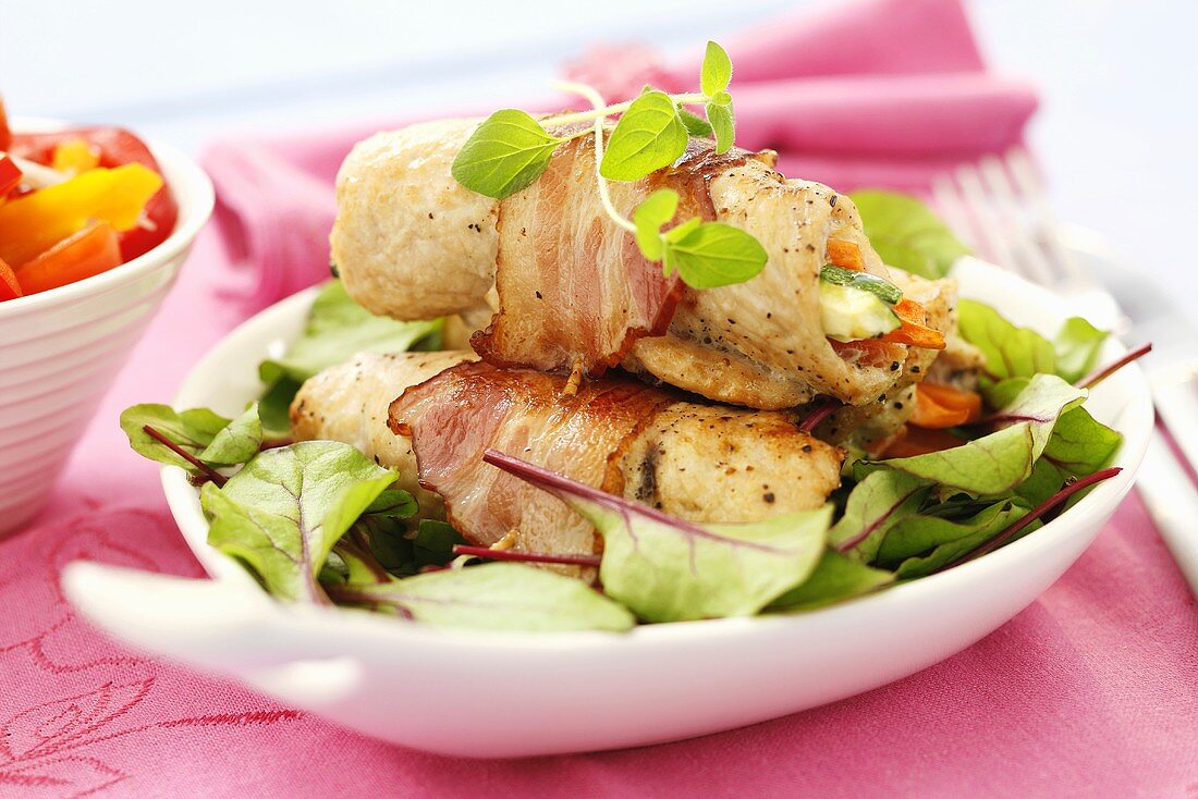 Pancetta-wrapped turkey rolls filled with carrots & courgettes
