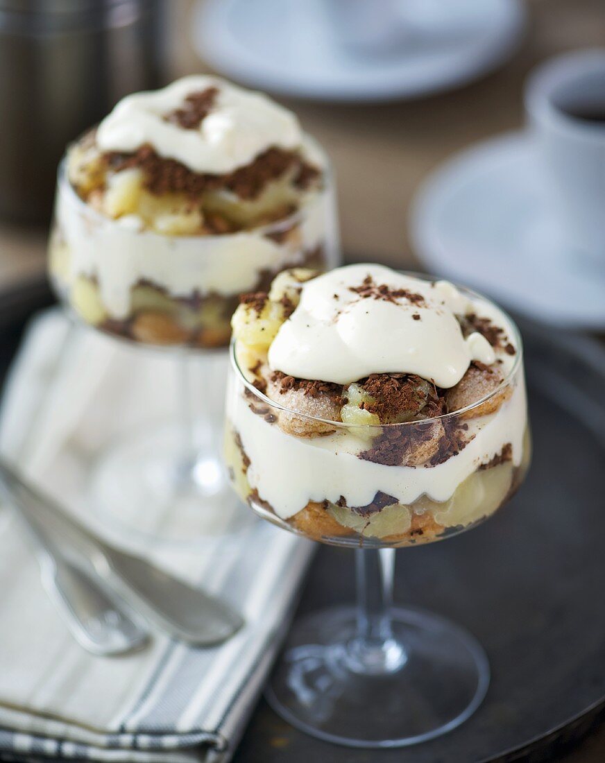 Apple tiramisu in two glasses