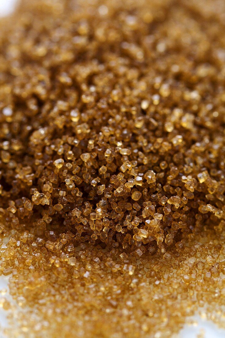 Unrefined sugar (close-up)