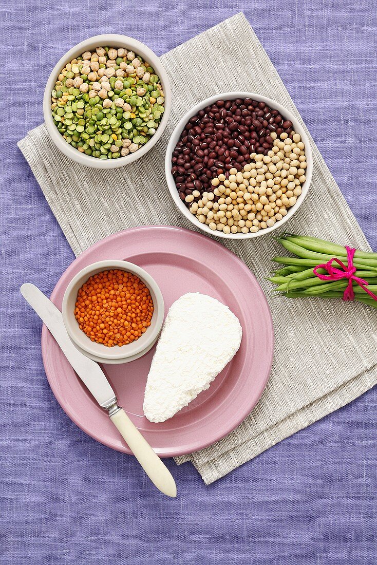 Protein-rich: soya beans, lentils, peas, cottage cheese, beans