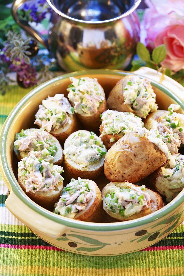 Baked potatoes with tuna filling
