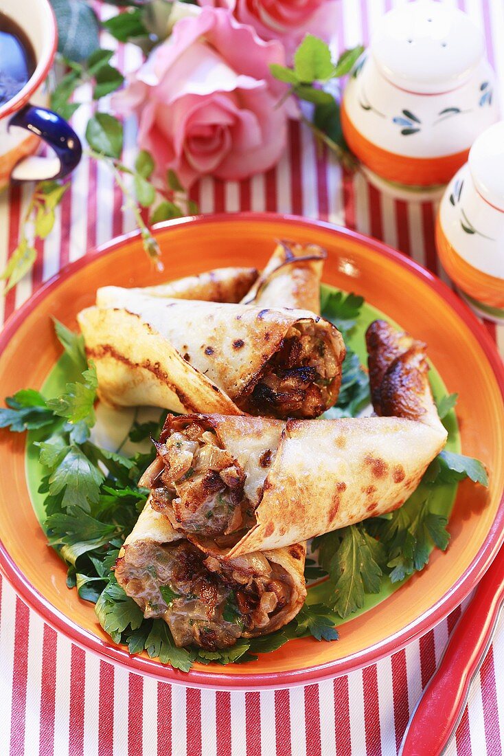 Crêpes with mushroom filling