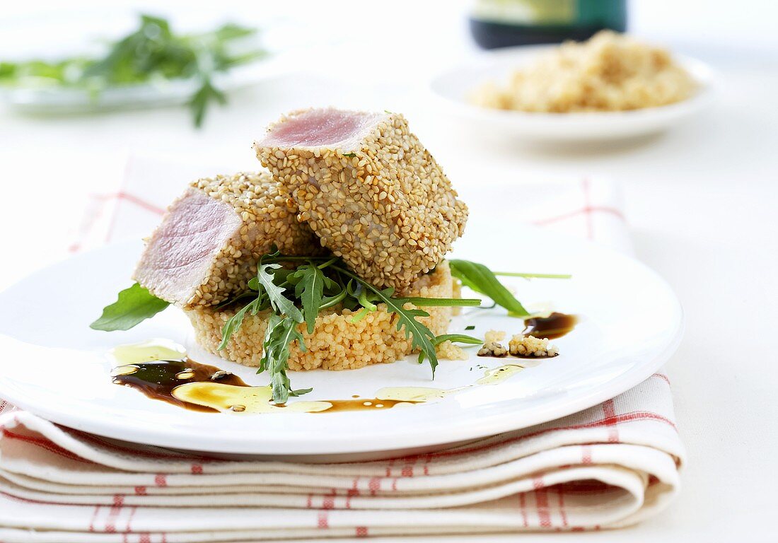 Seared tuna fillet with sesame seeds