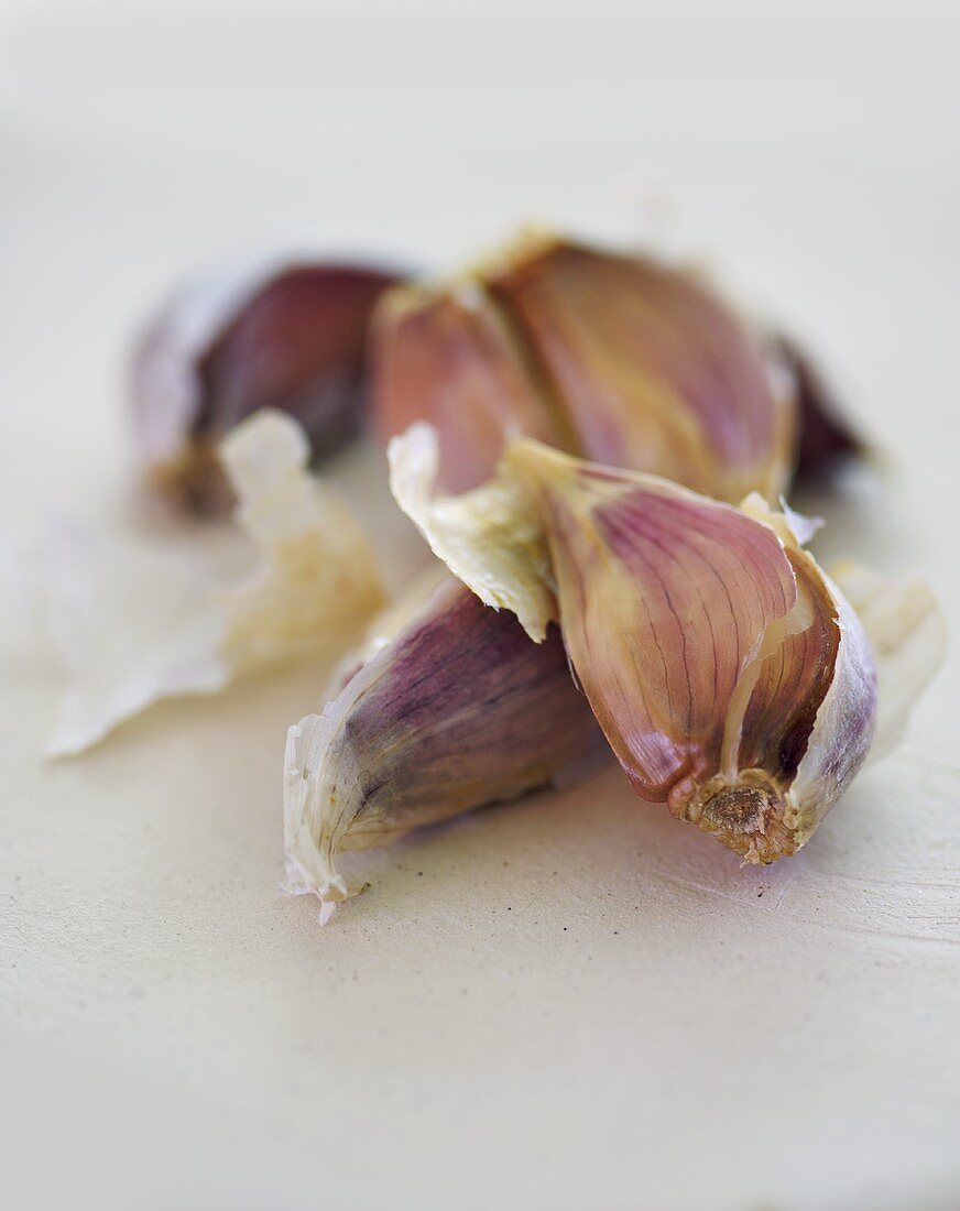 Cloves of garlic with skin