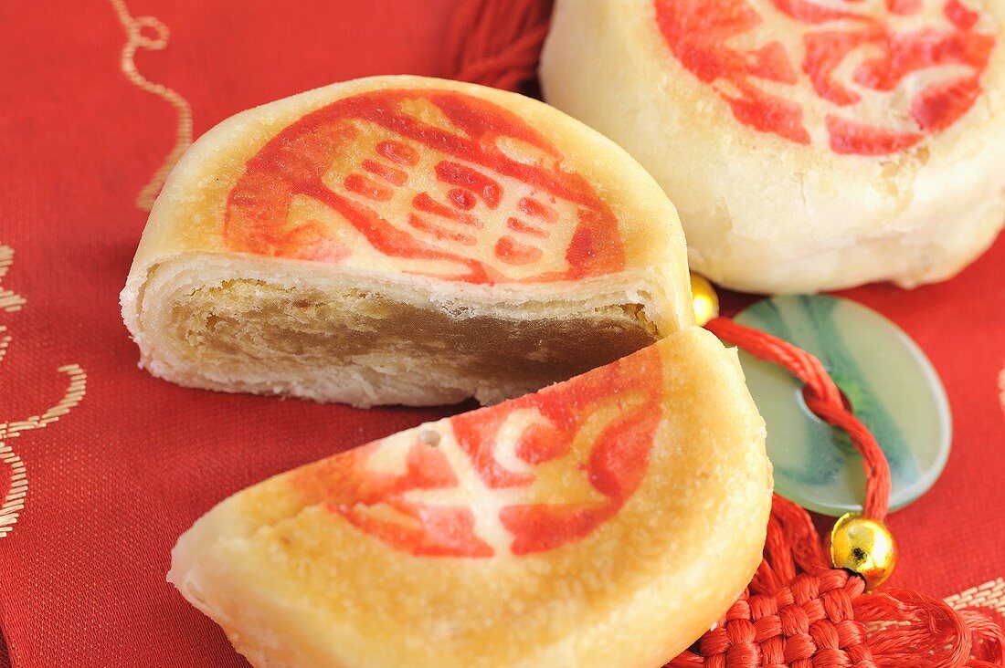 Mooncakes for Mid-Autumn Festival (China)
