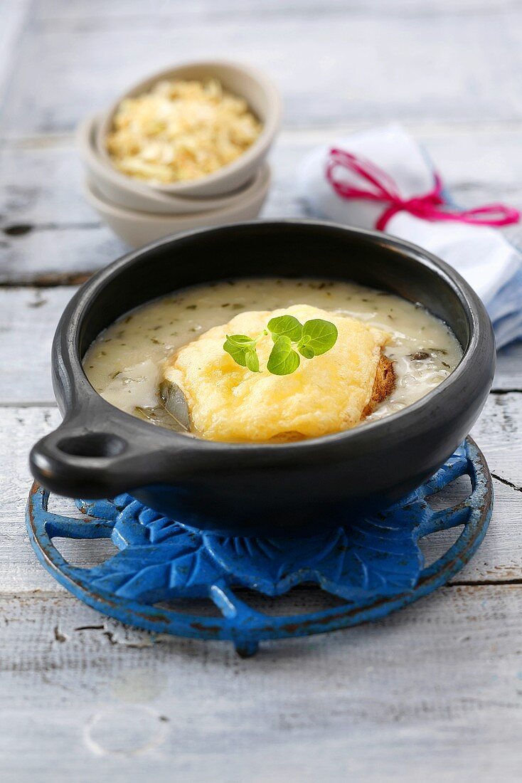 Onion soup with cheese croute
