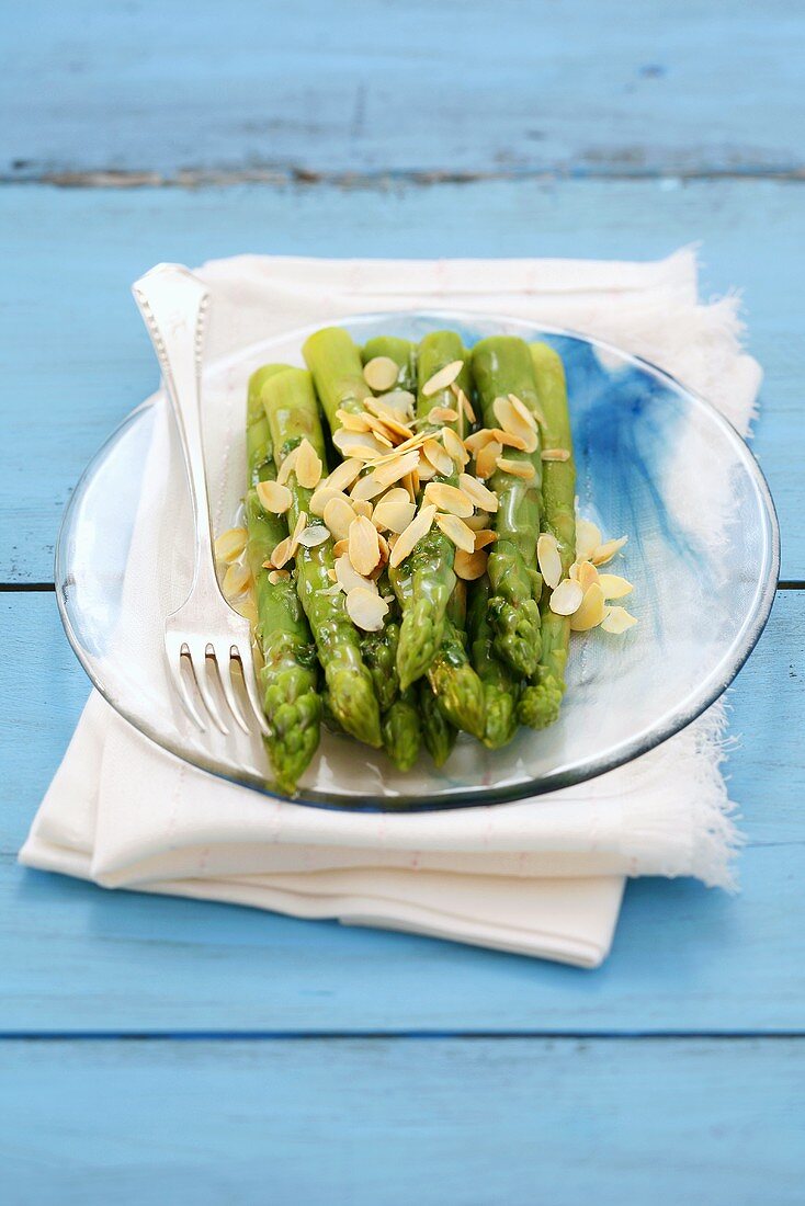 Asparagus with lemon butter and flaked almonds
