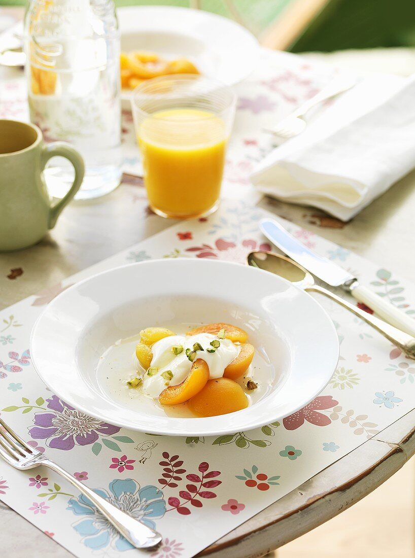 Poached apricots with honey yoghurt