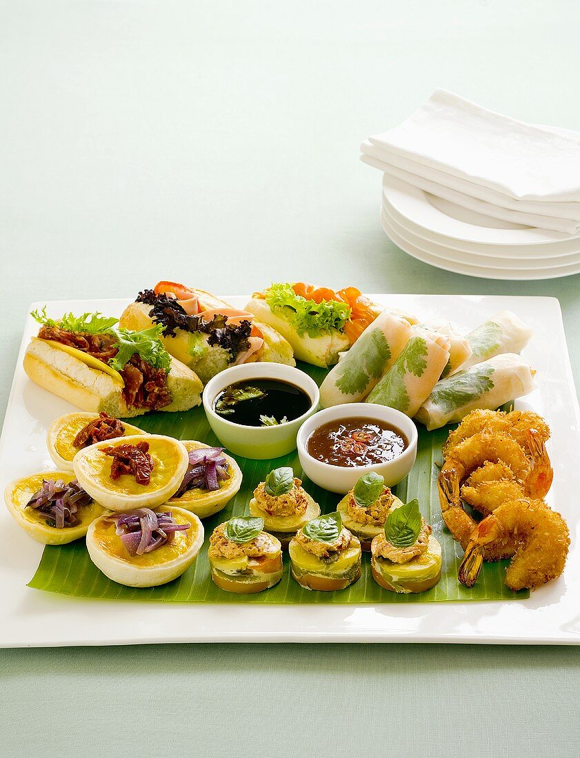 Appetiser platter with dips