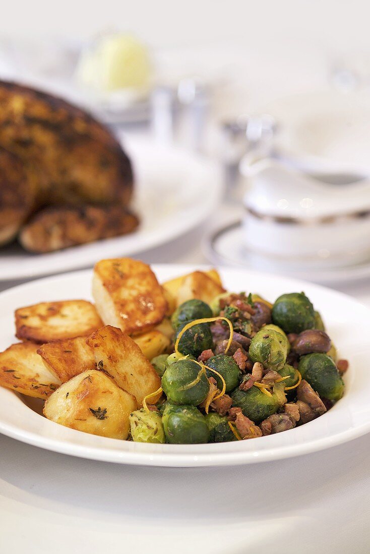 Roast potatoes with Brussels sprouts and chestnuts