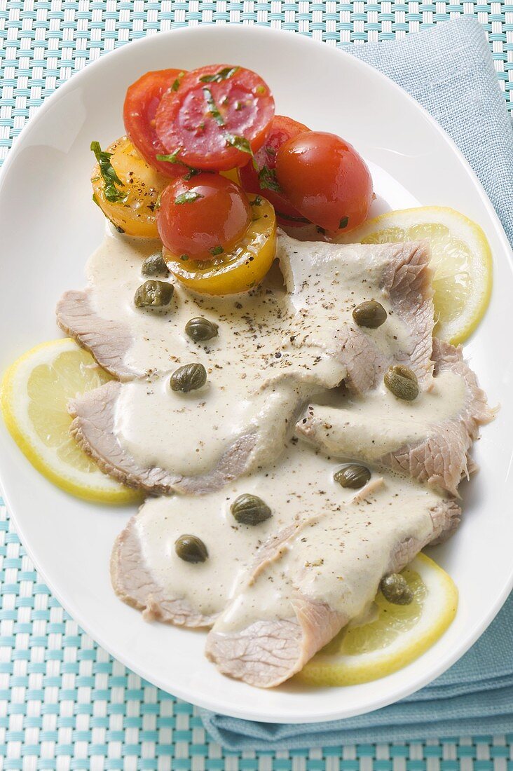 Vitello tonnato (Kalbfleisch mit Thunfischsauce, Italien)