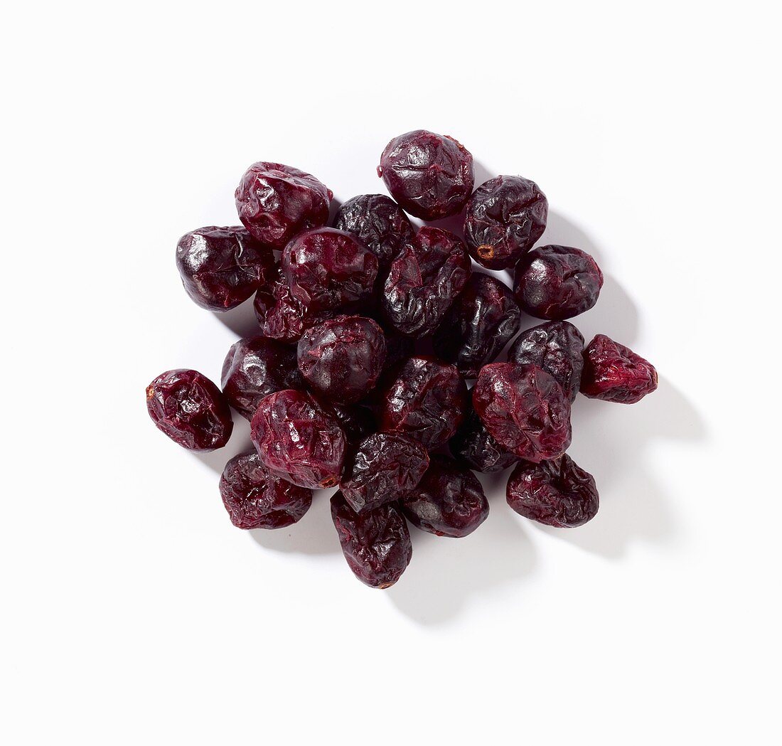 A heap of dried cranberries