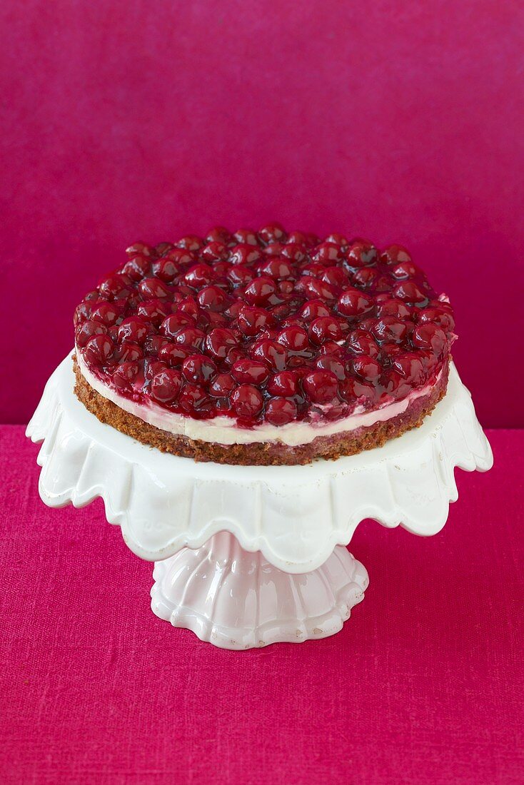 Red wine cherry cake