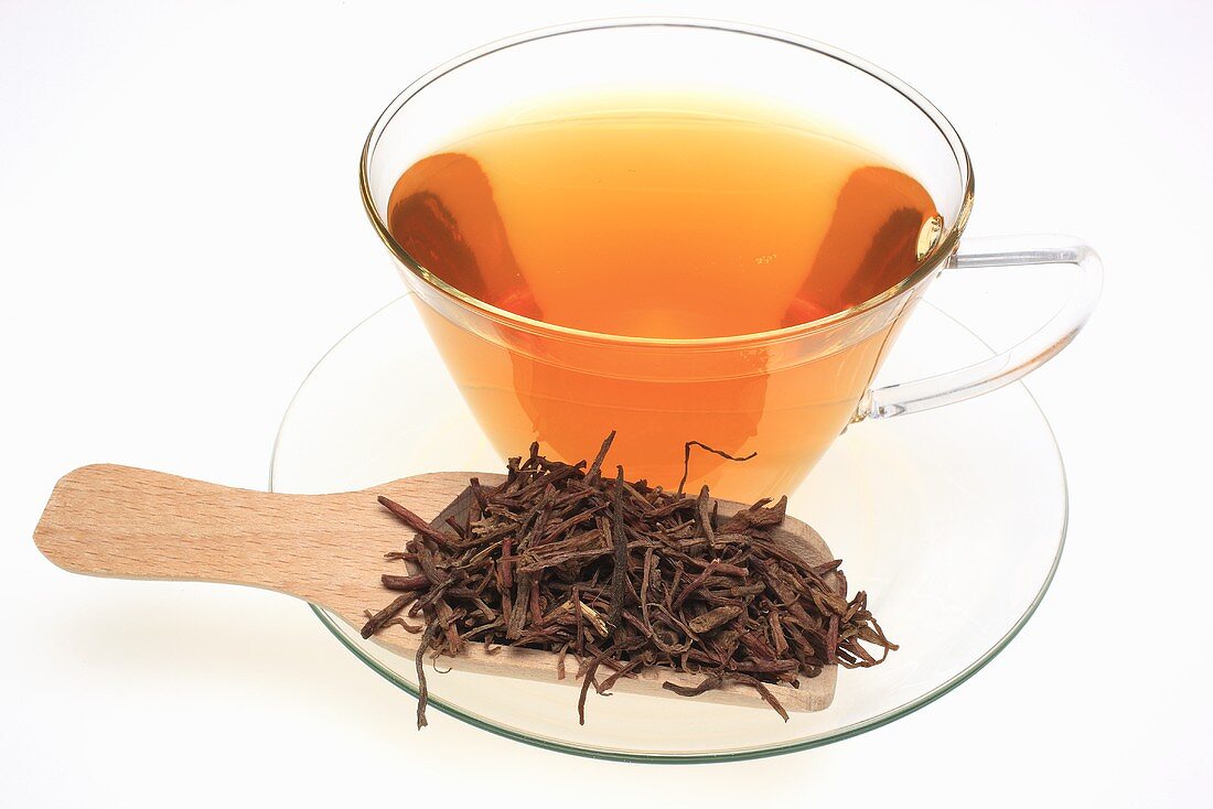 Tea made from Tatarian aster root (Aster tataricus)