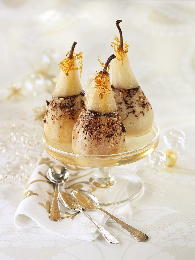 Baked pears with nut and chocolate filling