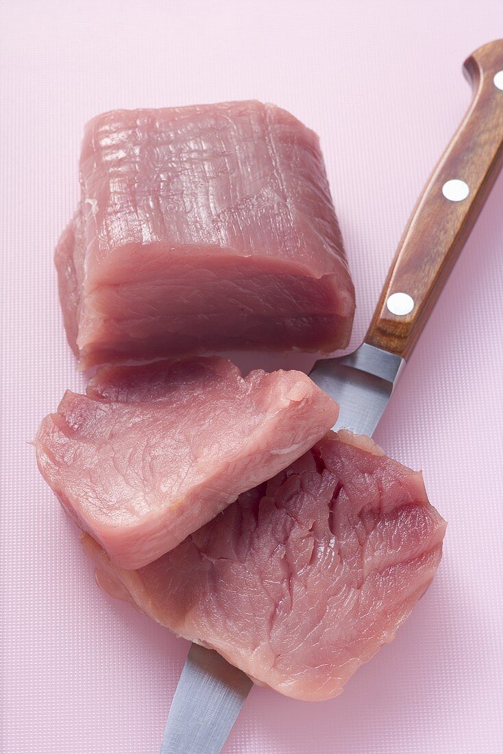 Schweinefilet mit Fleischmesser