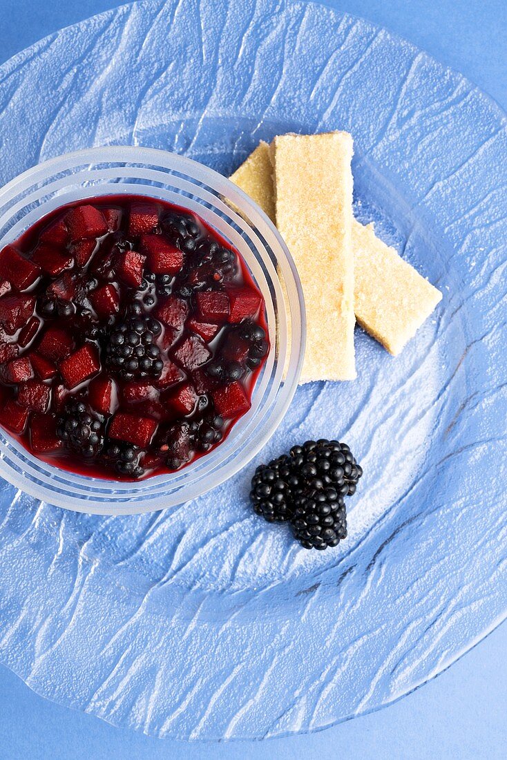 Cold blackberry soup with sponge fingers