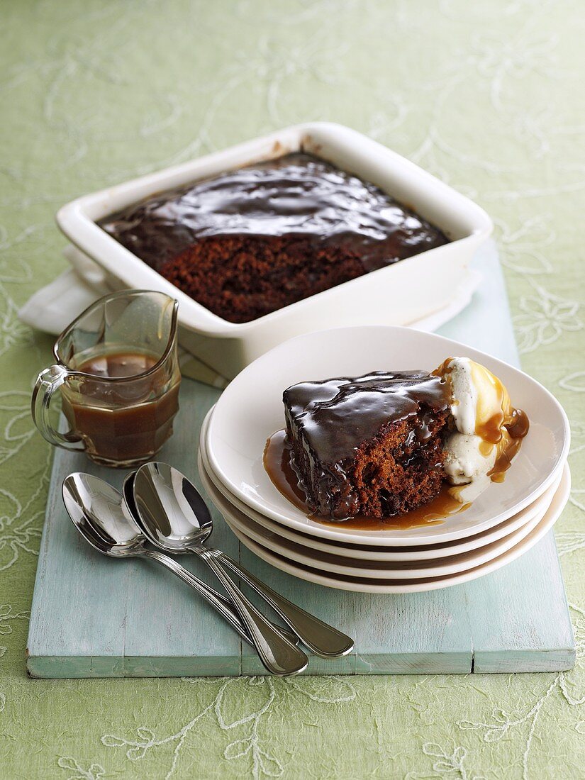 Sticky toffee and pecan pudding