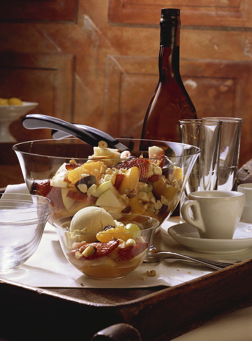 Obstsalat mit Vanilleeis