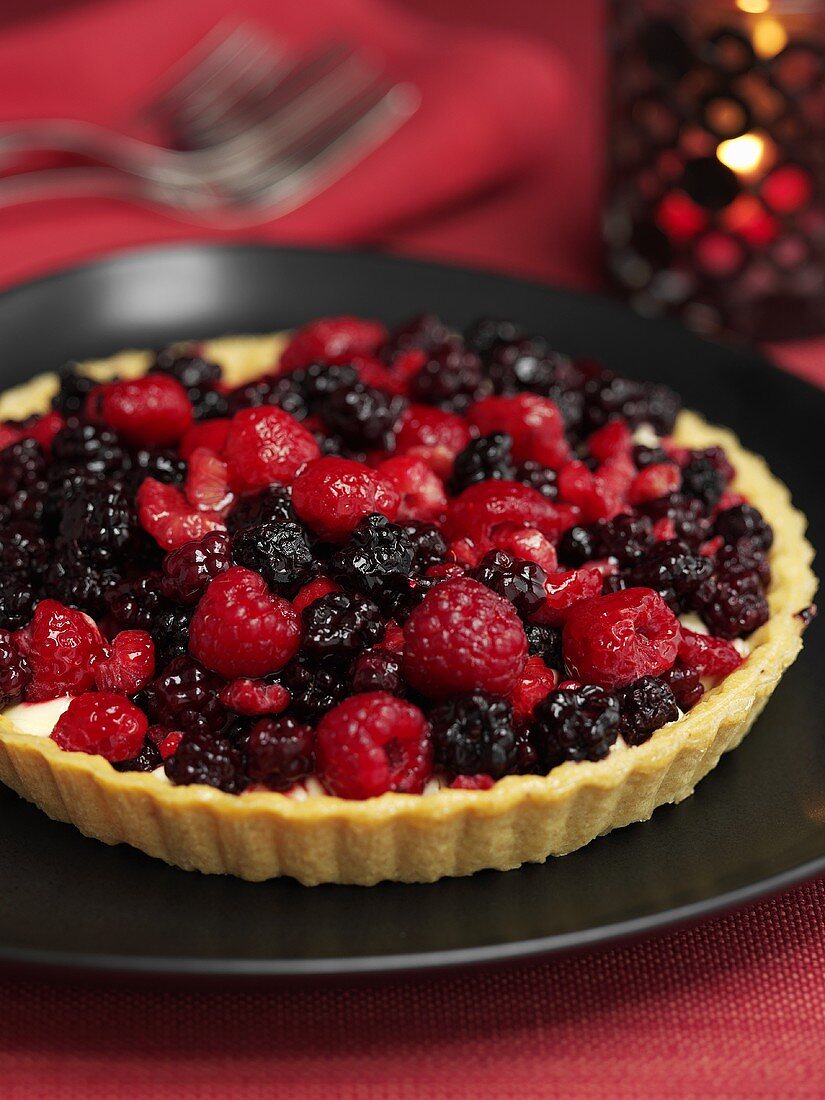 Christmas blackberry and raspberry tart