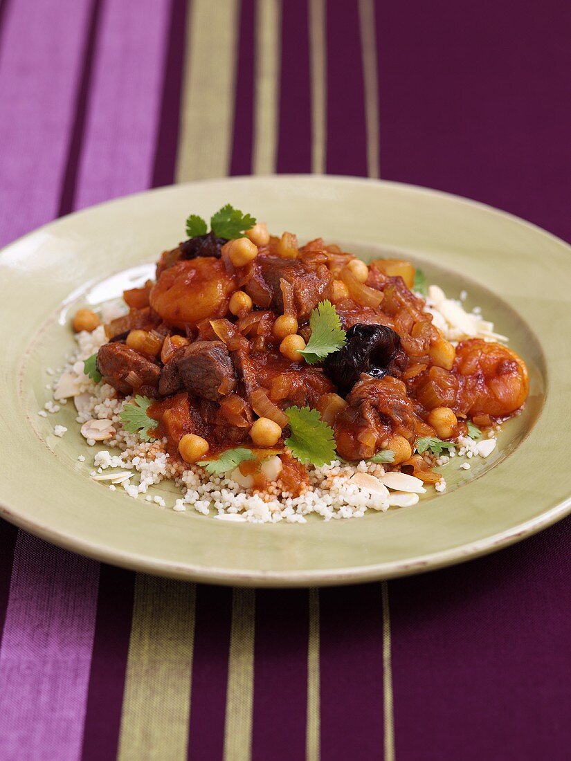 Couscous mit Lamm und Kichererbsen