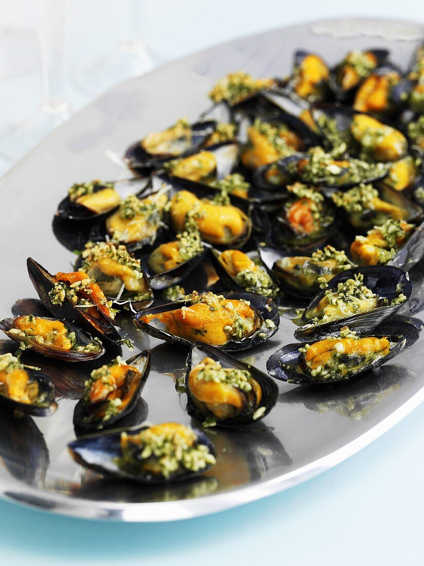 Mussels with a herb marinade