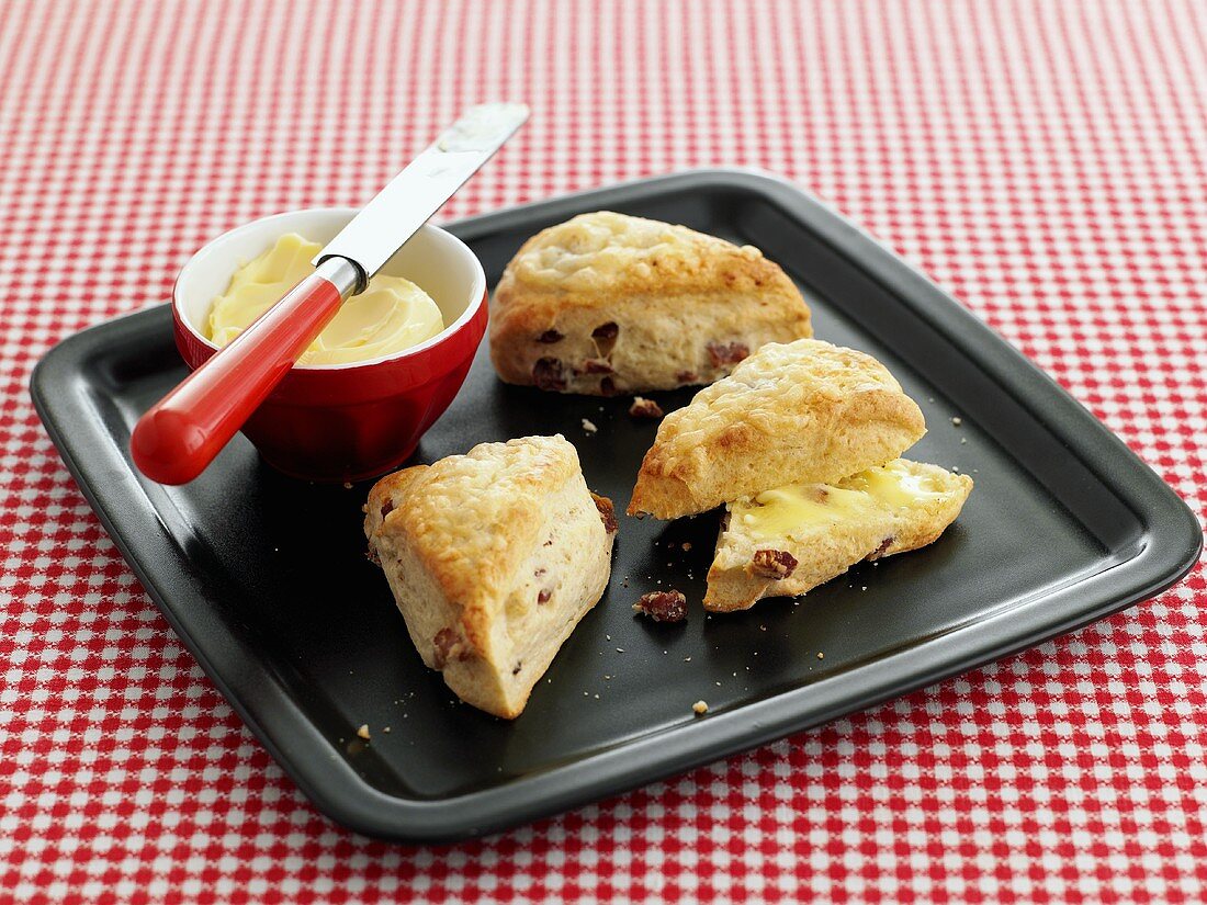 Scones with smokey bacon, butter