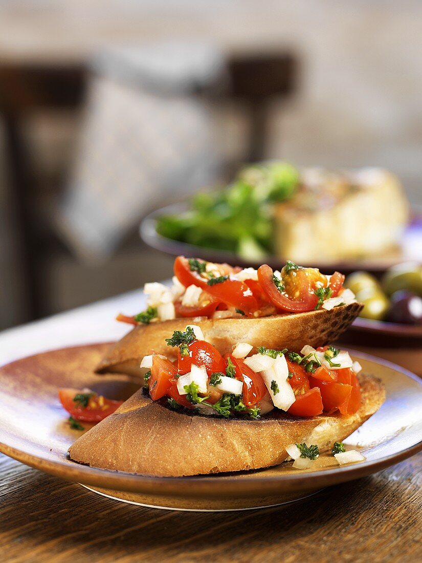 Röstbrote mit Tomaten und Zwiebeln (Spanien)