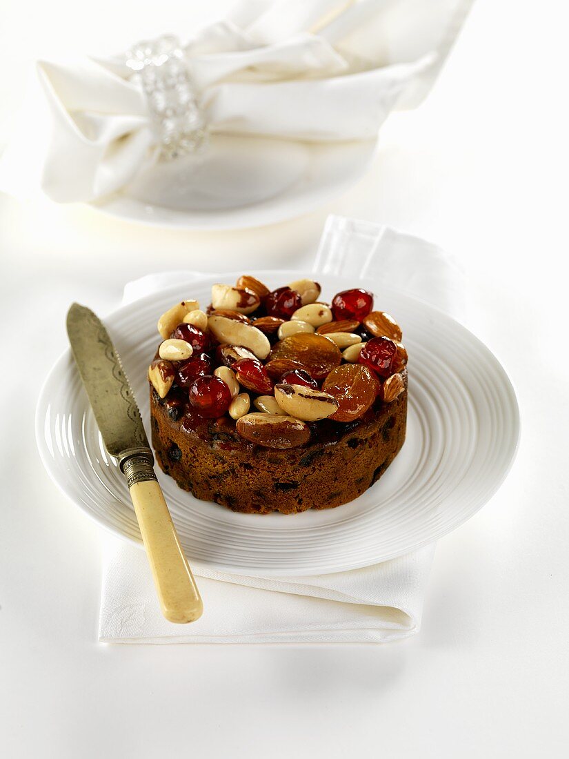 Fruit cake with nuts