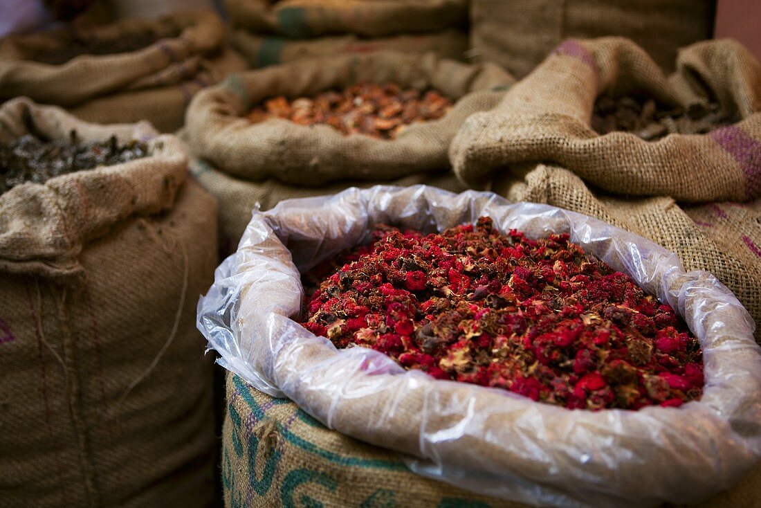 Spice market (Khar Baoli Marg), Old Delhi, India