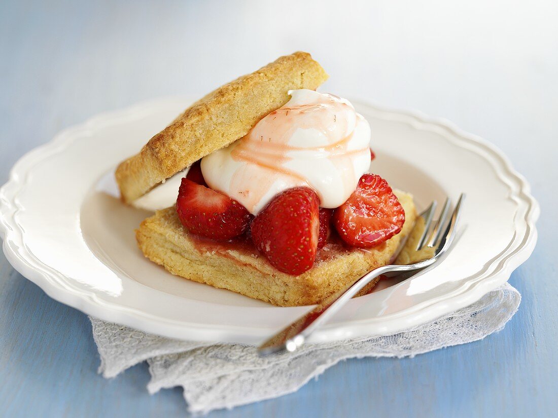 Strawberry Shortcake mit Sahne