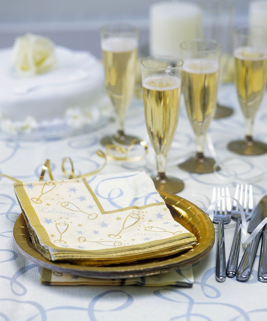 Place-setting for a champagne party