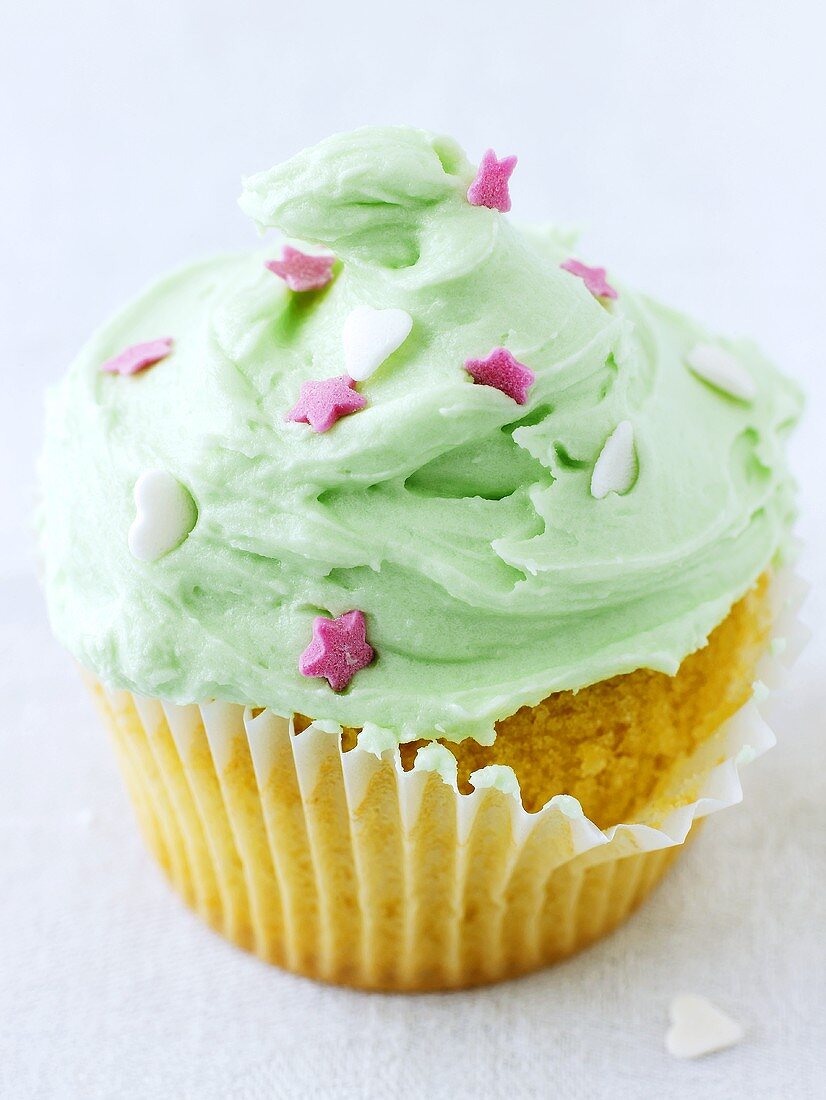 Cupcake mit Limetten-Zuckercreme