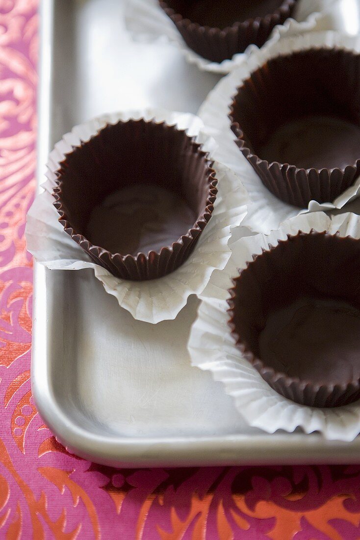 Chocolate tart shells