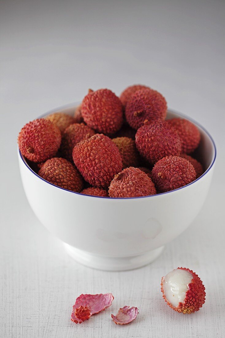 Lychees in a bowl
