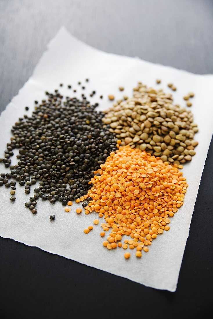 Various lentils on a piece of paper